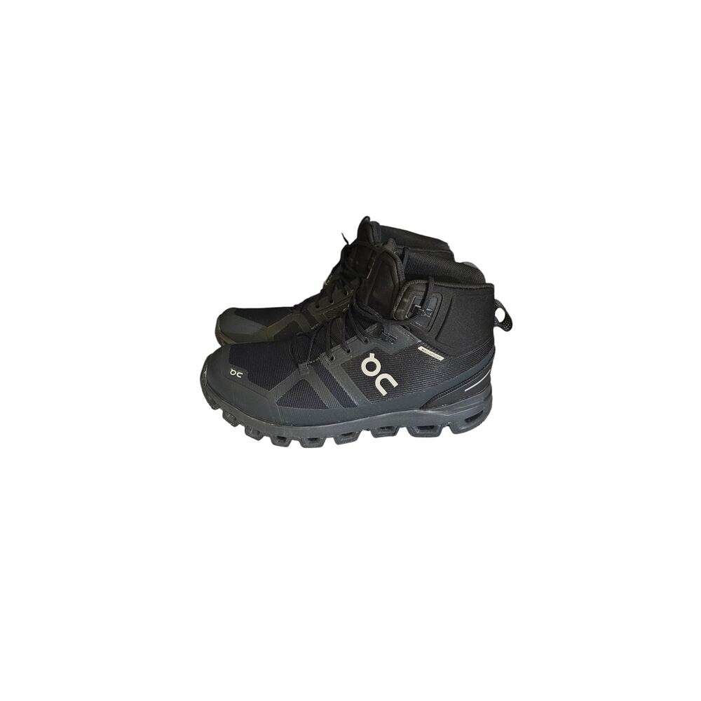 ON Cloudrock Waterproof Pre-owned Great condition All Black boots M Size 8.5